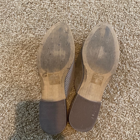 Gray Mules - Picture 7 of 7